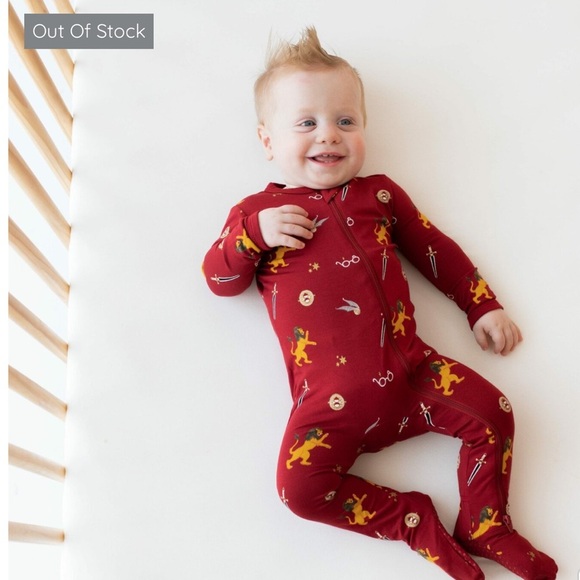 Kyte BABY Zippered Footie in
Gryffindor / About Harry Potter x Kyte BABY - Picture 3 of 7